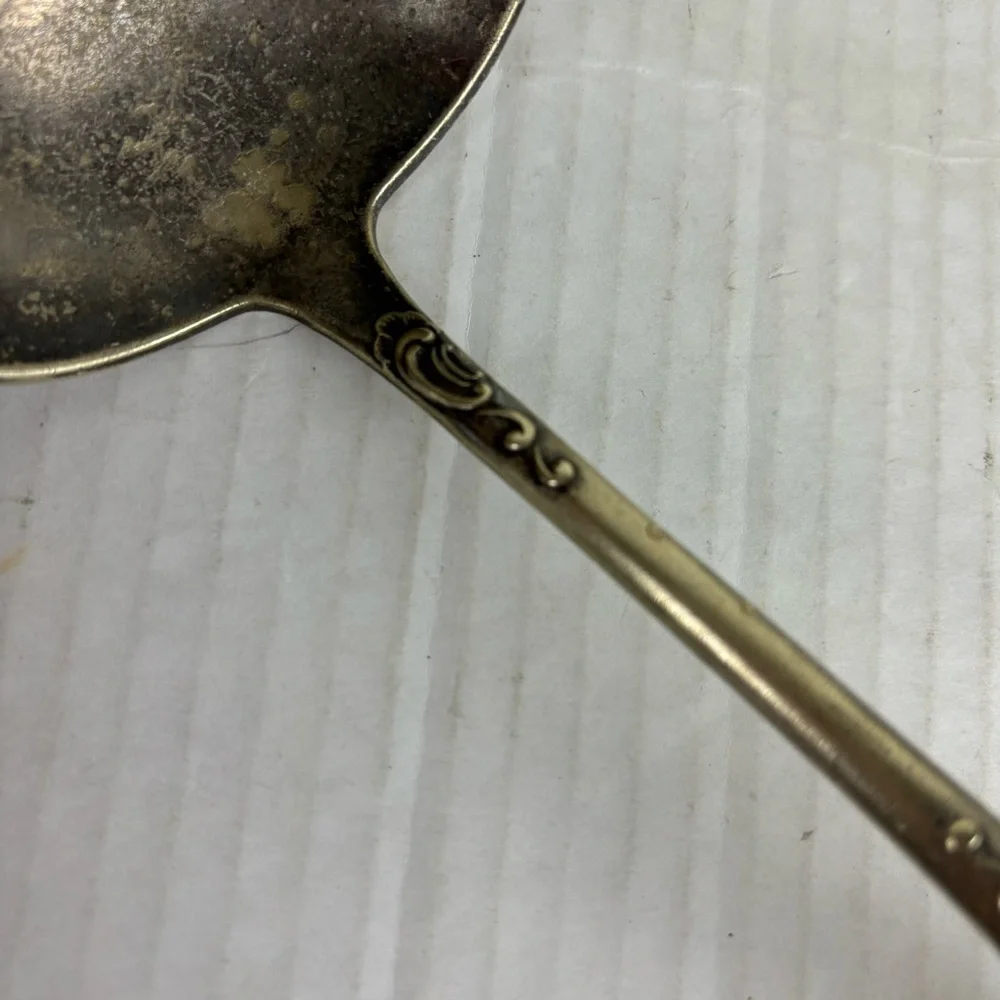 Set of 3 Vintage ladles & serving spoon